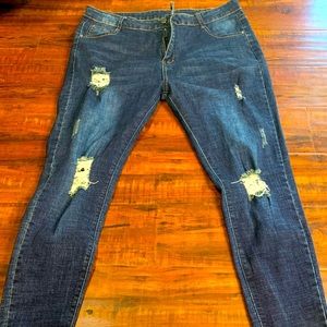 Distressed Blue Jeans 👖 stretch denim 🛑🛑SOLD🛑🛑